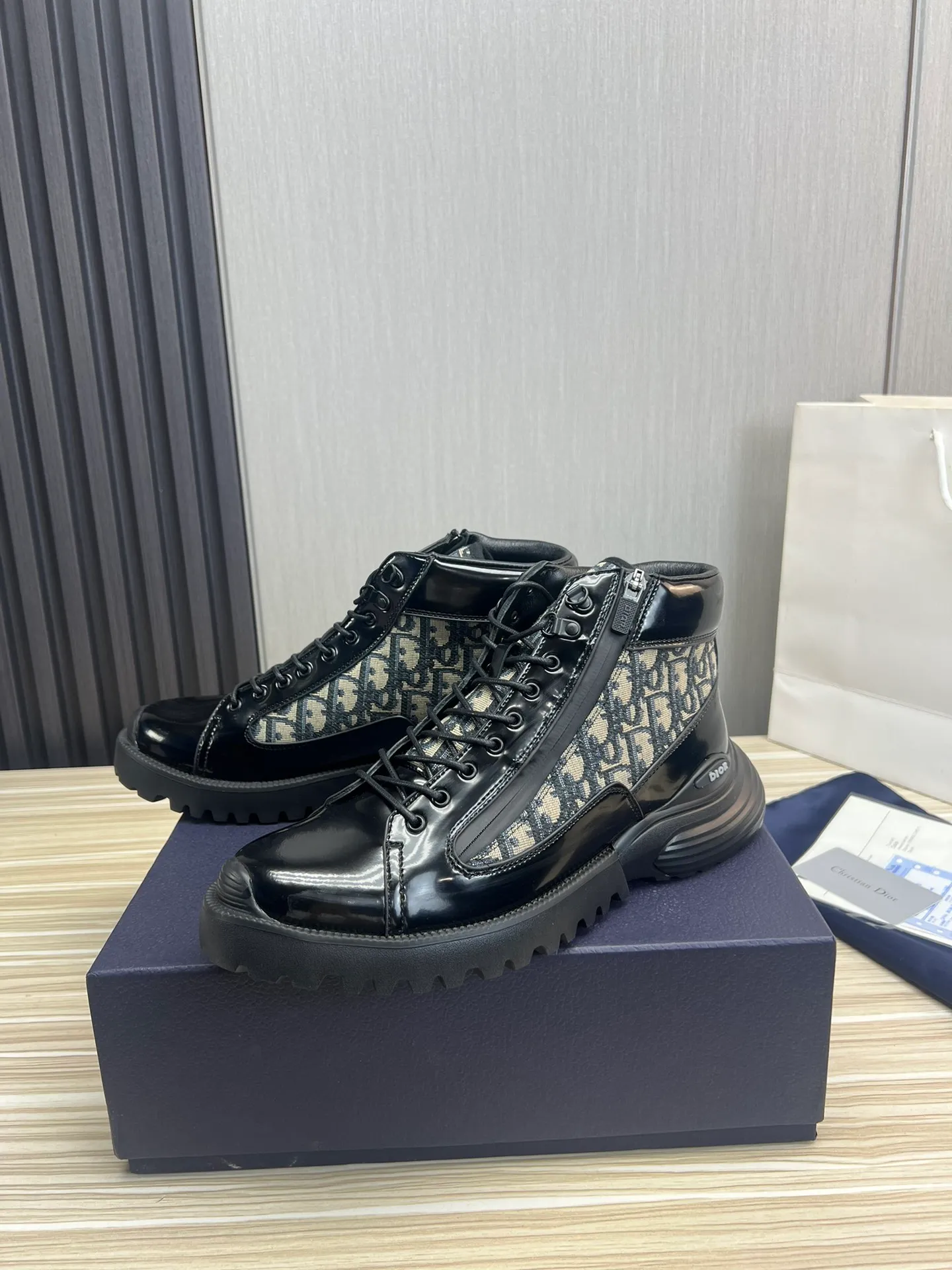 Men's men's shoes💰640💰 Dior men's business casual leather shoes👞all made of imported original brand leather, just to create a more comfortable wearing experience, upper: original cowhide splicing➕imported sheepskin lining, original non-slip and wear-resistant rubber outsole✔️36-45 (45 non-returnable)